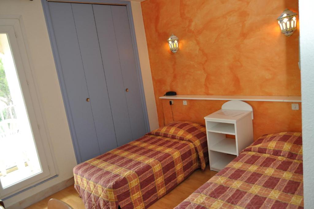 Hotel Les Mimosas Lunel  Camera foto